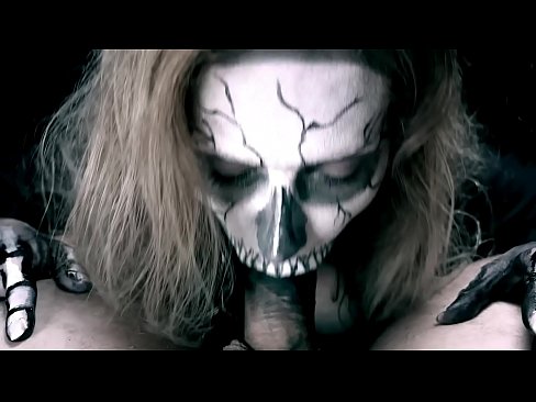 ❤️ Demoniczna dziewczyna ssąca kutasa swoimi czarnymi ustami i połykająca spermę. ❤️❌ Super porn at porn pl.fuckmymac.ru ☑